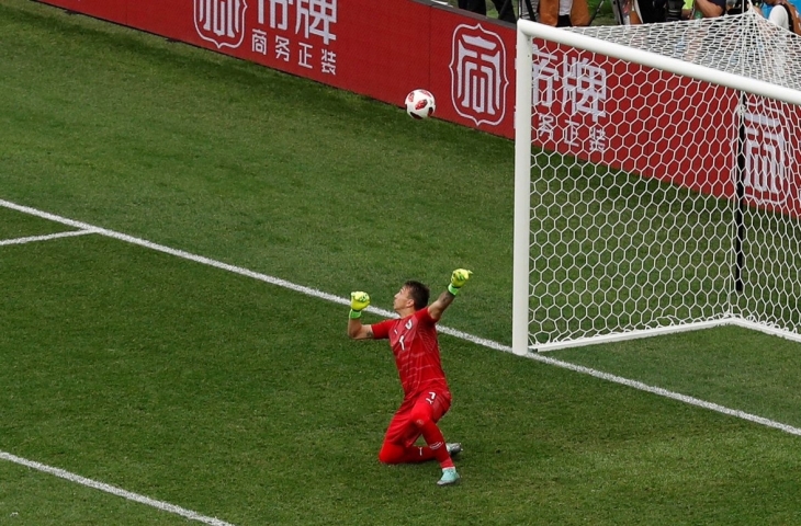 Fernando Muslera/The Field