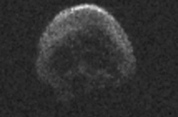Asteroid yang ditangkap NASA berbentuk tengkorak. (NASA)