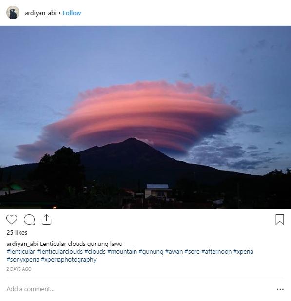 Awan Lenticular di Gunung Lawu. (instagram/ardiyan_abi)