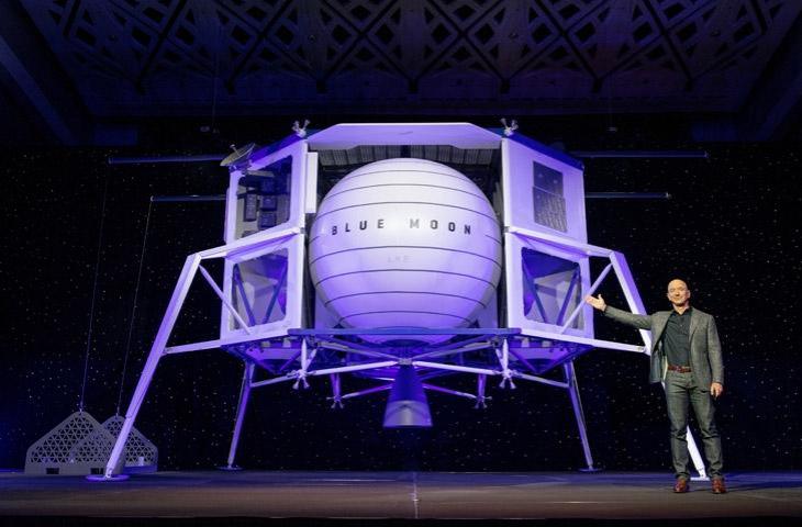 Blue Moon, konsep pesawat antariksa Blue Origin yang rencananya akan dikirim ke Bulan pada 2024. Konsep ini dipamerkan Jeff Bezos, pemilik Blue Origin yang juga pendiri Amazon, di Amerika Serikat, Kamis (9/5/2019). [Blue Origin]