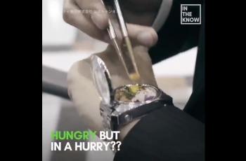 Jam tanga makan siang. (Twitter/@KekasihIndomie)