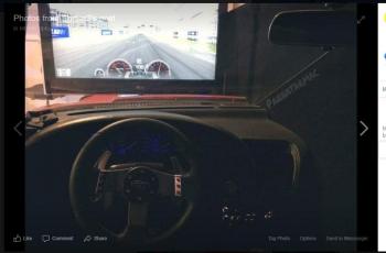 Setup gaming dengan bodi mobil asli. (Facebook/ Shifter3)