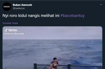 Pria santai di pantai. (twitter/awkeras)