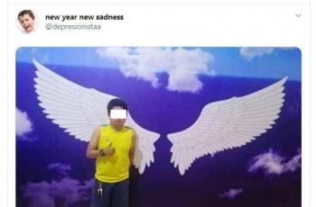 Pria yang salah posisi saat foto ini viral di Twitter. (Twitter/ depresionistaa)