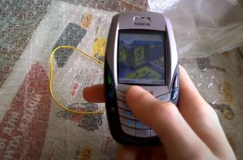 HP jadul Nokia 6600. (YouTube/ Urleavm)