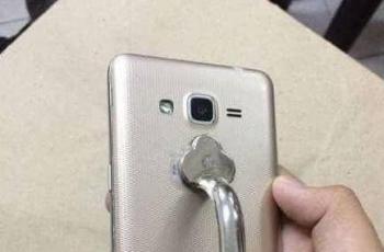 Kelakuan netizen ini bikin geli. (Kolase Facebook Kementrian Humor Indonesia)
