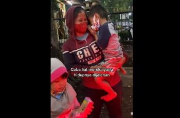 Momen memberi kepada orang yang membutuhkan membuat netizen terenyuh. (TikTok/ @luthfiazhars)