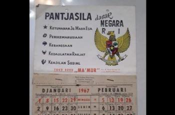 Kalender jadul ini menarik perhatian netizen. (Facebook/ Pada Jaman Dahulu Kala via Gede Tenan grup INDONESIA TEMPO DOELOE)