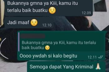 Chat dengan kekasih. (Twitter/@txtdAristoryWA)