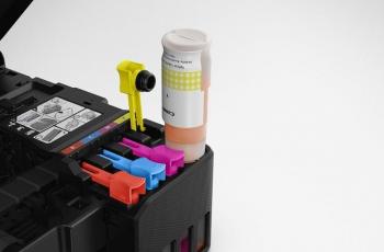 Ink Tank Refill Canon PIXMA G570 dan Canon PIXMA G670. (Datascrip)
