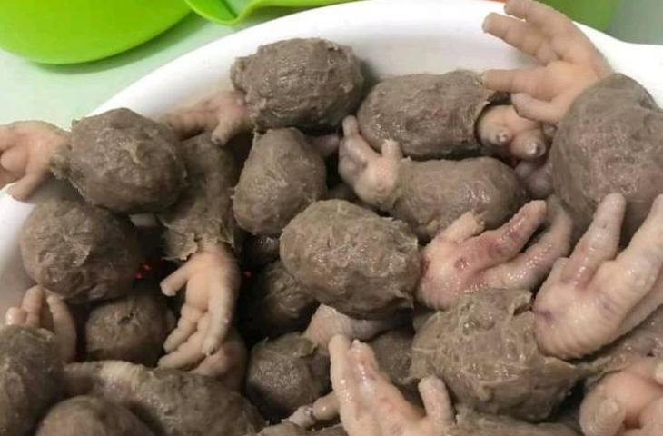 Bakso Ceker. (Twitter/@hibooran)