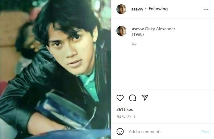 Foto aktor tampan Onky Alexander tahun 1990. (instagram/asevw)