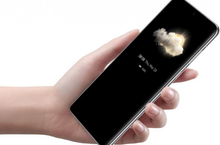 Cara Aman Membersihkan Layar HP, Laptop, dan TV Tanpa Merusaknya – Tekno