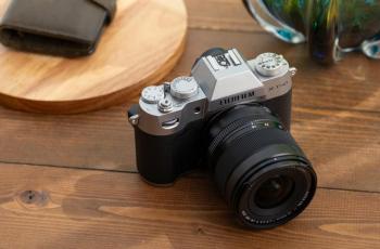 Fujifilm Rilis Dua Kamera Digital Mirrorless, Lengkap dengan Dua Lensa Terbaru