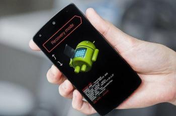 Nggak Perlu Panik, Ini 7 Cara Mengatasi HP Bootloop