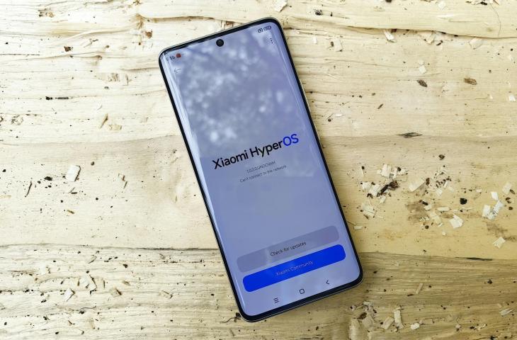 Ilustrasi HyperOS di HP Xiaomi. [Unsplash/Andrey Matveev]