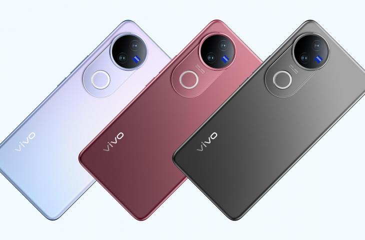 Vivo V50. [Vivo]
