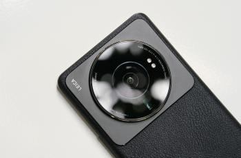 Bikin Foto Sejernih DSLR, Ini 3 HP dengan Kamera 200 MP Terbaik 2025