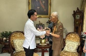 Pertemuan Gibran Rakabuming dengan Try Sutrisno Diduga Disuruh, Demi Redam Isu Pemakzulan