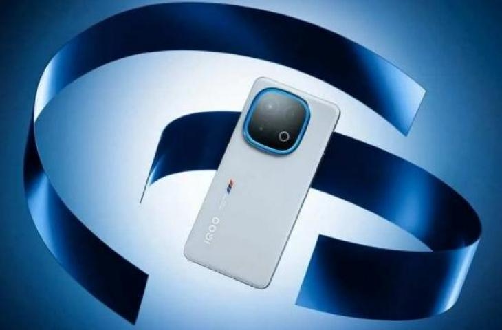 Video Hands-On iQOO 15 Beredar, Bawa Baterai Jumbo dan Efek Perubahan Warna – Tekno