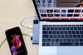Cara Menampilkan Layar HP ke Laptop dengan Mudah