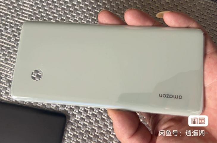 Penampakan Xiaomi dengan satu kamera. [Weibo]