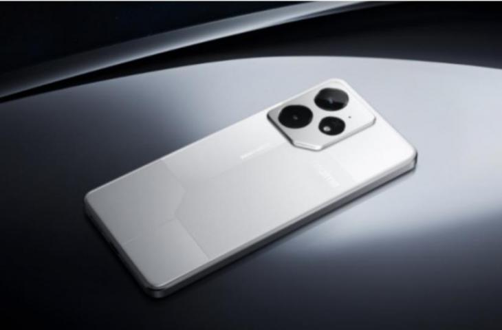 Realme Neo 7, generasi sebelum Realme Neo 8. (Realme)